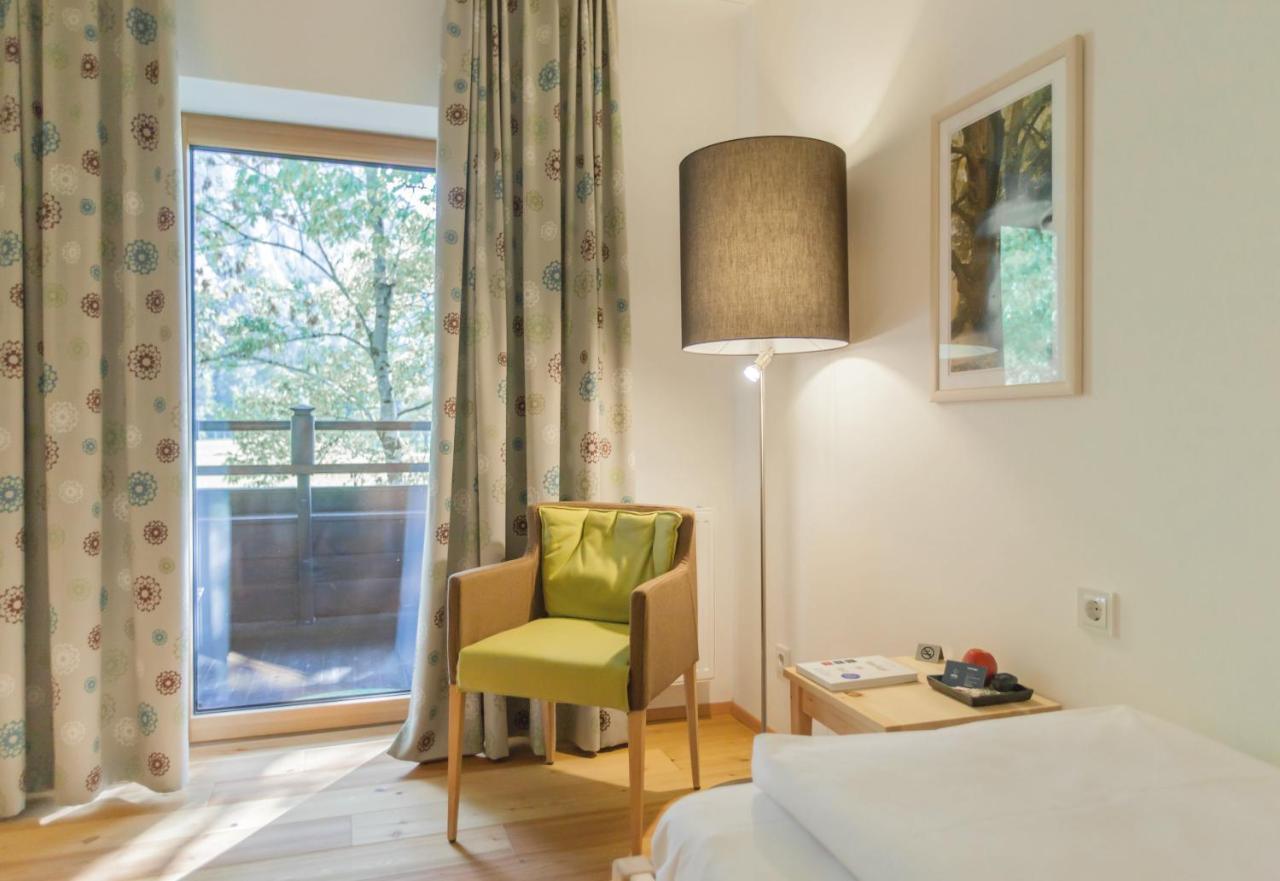 Hotel B&B "Zur Schanz" เอบส์ ภายนอก รูปภาพ